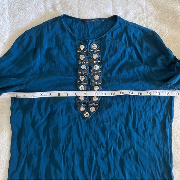 Elie Tahari flowy blue silk blouse with metallic accents - women’s medium - Picture 4 of 6
